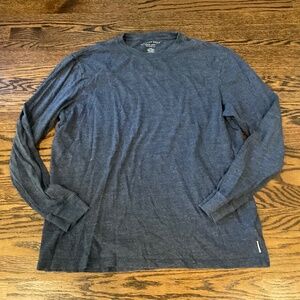 American Eagle men’s long sleeved blue t-shirt, size L